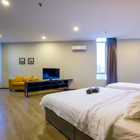 Simpang Ampat  Omg Hotel מראה חיצוני תמונה